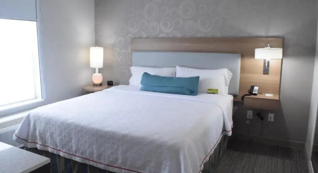 Люкс Home2 Suites by Hilton Shenandoah The Woodlands