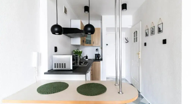 PiotrApartments - Central Warsaw - Walk Everywhere in Central Warsaw, Забронировать Апартаменты/квартира Апартаменты Варшавы, рядом с Свентокшиска, Апартаменты/квартира