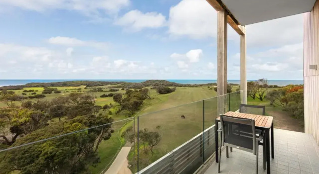 Номер Premium RACV Torquay Resort