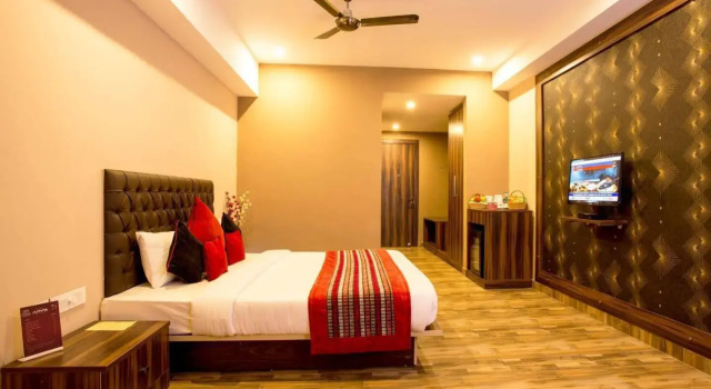Summit Milestone Hotel, Prenota Hotel Siliguri West Bengal