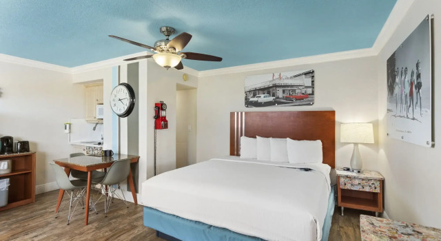 Plaza Beach Hotel Beachfront Resort