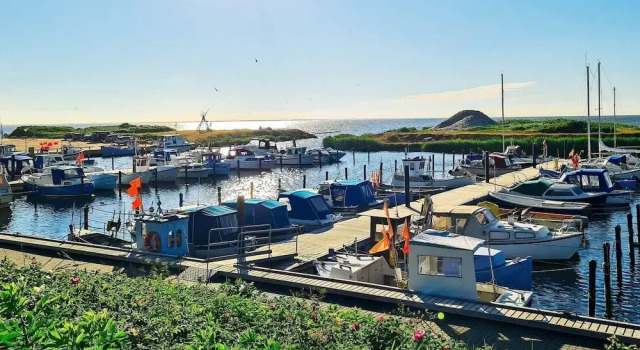 6 Person Holiday Home in Tarm, Réserver Maison de vacances Hôtels à Vestjylland avec parking, Parking