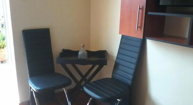 Genie's Nest 4, Boek Hotel Pretoria 
