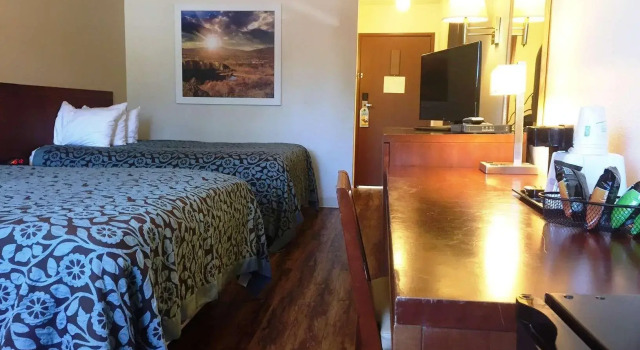 Days Inn by Wyndham Taos, Varaa Hotelli Taos 