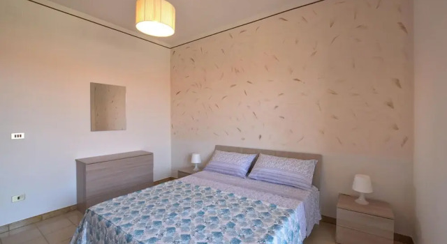 Beautiful Apartment in Marina DI Strongoli With Wifi and 2 Bedrooms, Varaa Huoneisto Marina di Strongoli Calabria