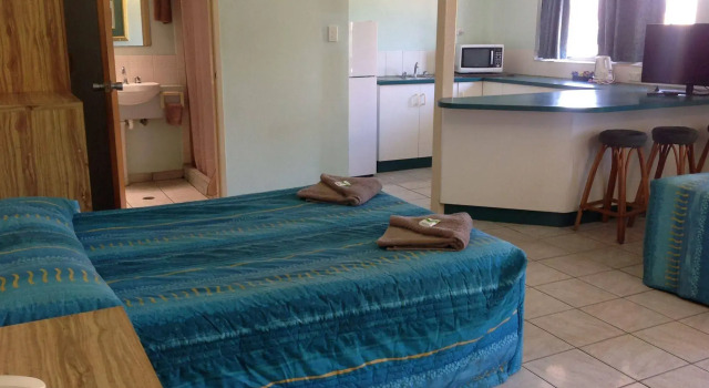 Palms Motel