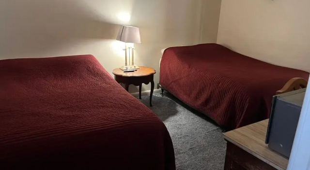 Burge Hotel, Prenota Hotel Holyoke Colorado