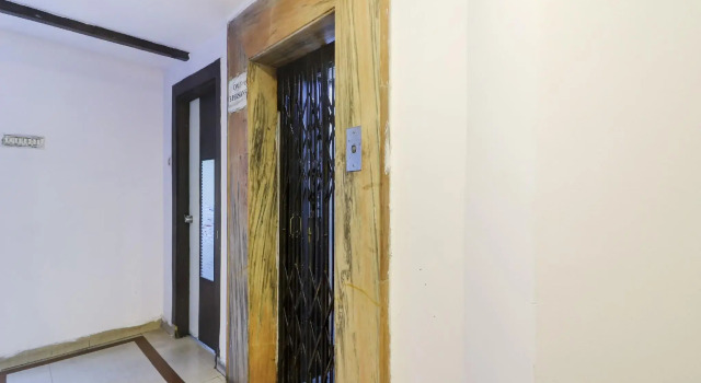 SPOT ON 75648 Hotel Hill Fort Inn, Rezerwuj Hotel Lakdi Ka Pul 