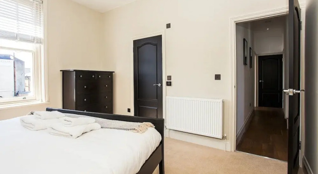 Newly Renovated 2 Bed in Wimbledon Village