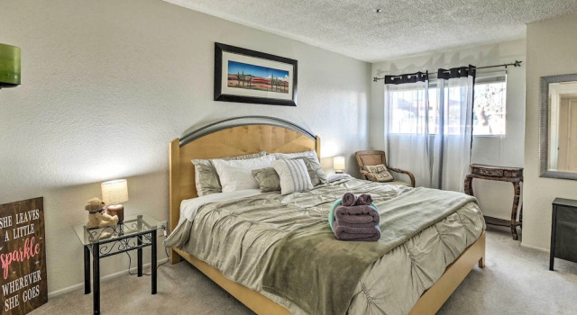 Апартаменты Scottsdale Condo w/ Pool & Hot Tub Access!