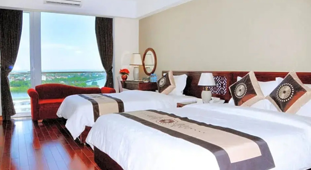 Трёхместный номер Standard Moonlight Hotel Hue