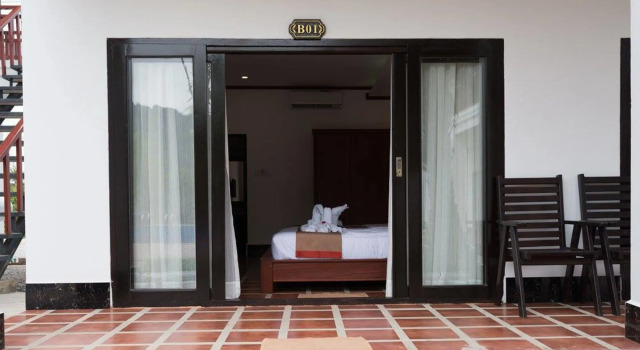 Vang Vieng Savanh Sunset View Resort, Buchen Sie Resort Vang Vieng 