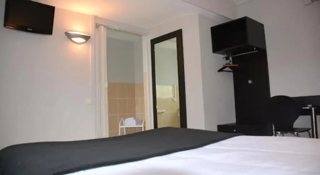 Hôtel le Floréal, Rezervovat Hotel Trèbes Canal du Midi