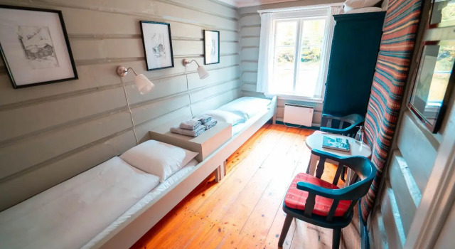 Røisheim Hotell og Skysstasjon, Varaa Hotelli Lom Jotunheimen
