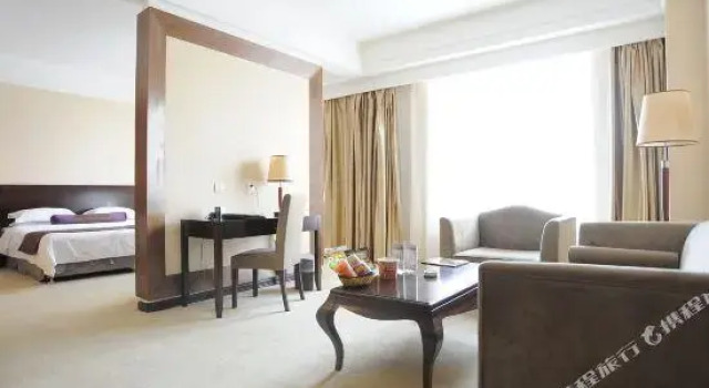 Люкс Business Yilan International Hotel