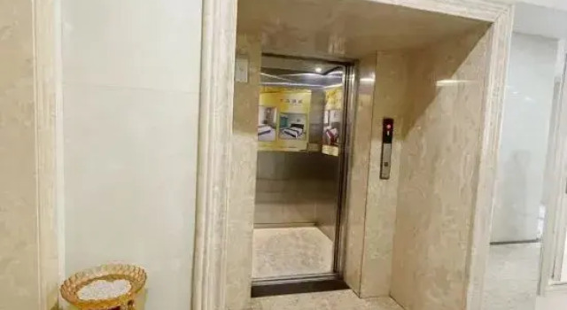 XinLi HOTEL
