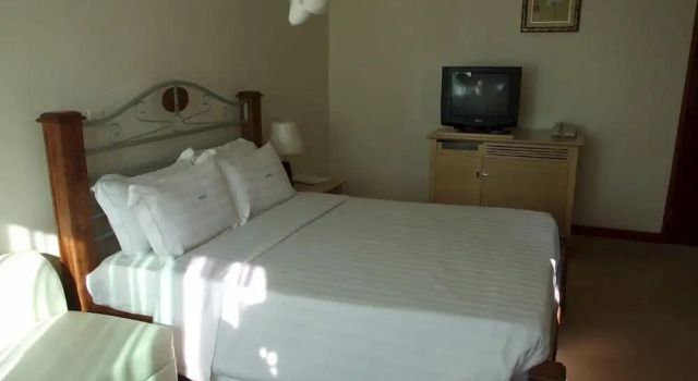 Номер Deluxe Gulu Churchill Courts Hotel