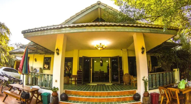 Кровать в общем номере (женский номер) Plus Hostel Ayutthaya