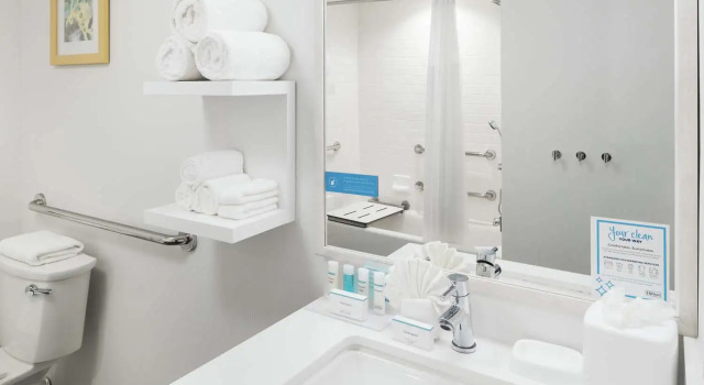 Номер Standard Hampton Inn Los Angeles Santa Clarita