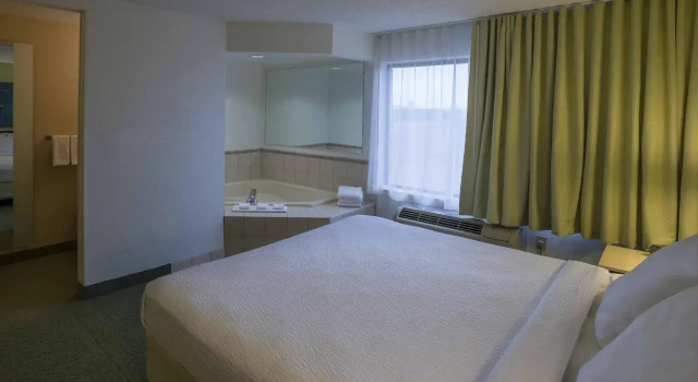 SpringHill Suites by Marriott Chicago Bolingbrook, Забронировать Отель Отели Иллинойс 3 звезды, 3*