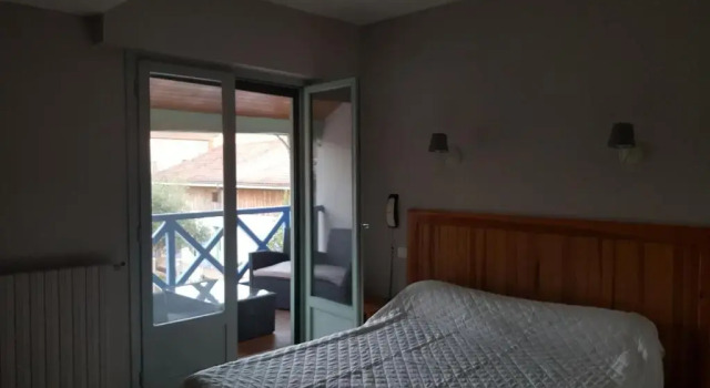 Двухместный номер Standard с видом на сад HOTEL DE FRANCE