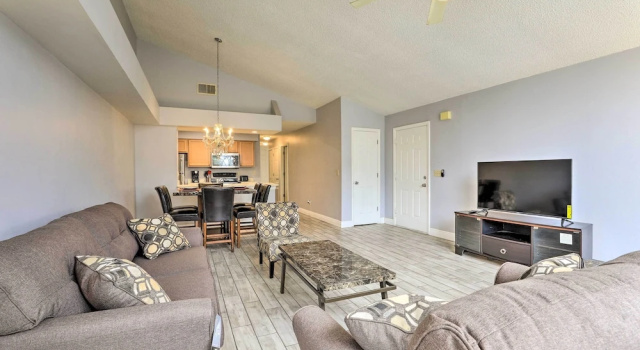 Апартаменты с 3 комнатами с балконом Laguna Bay Resort Condo ~ 8 Mi to Disney!