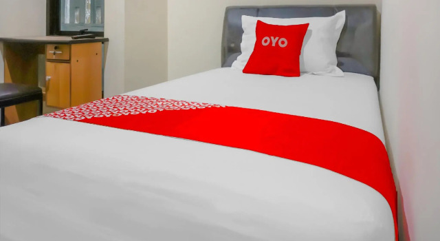 OYO 90069 Pondok Nurdin, Prenota Hotel Hotel a Sulawesi con parcheggio, Parcheggio