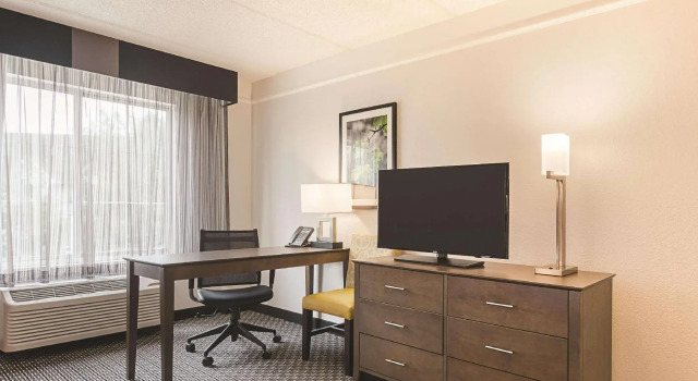 Двухместный номер Standard La Quinta by Wyndham Dallas Plano West
