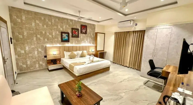 Номер Premium Prag Mahal Residency
