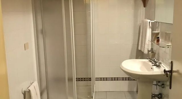 Трёхместный номер Standard Foresteria Castello di Verrazzano