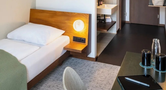 Одноместный номер Standard с балконом magdas HOTEL Vienna City - First Social Business HOTEL in Austria