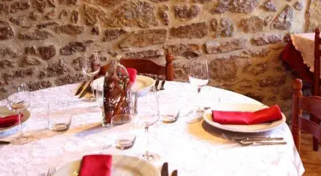 Logis Hotel Lou Cante Perdrix, Prenota Hotel Chamborigaud Cevenne