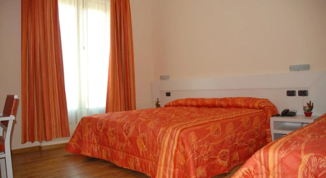 Hotel Flaminio Tavernelle, Book Hotel Hoteller i Serrungarina med morgenmad, Morgenmad