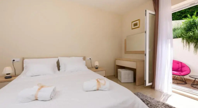 Apartments Domani, Rezerwuj Apartament Stanići Split Region