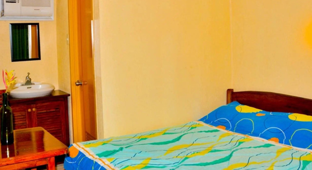 Algen's Dive Resort, Забронировать Курортный отель Махиног 
