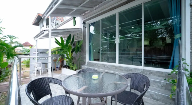 Семейный номер Standard ฺBaan Waru seaview villa
