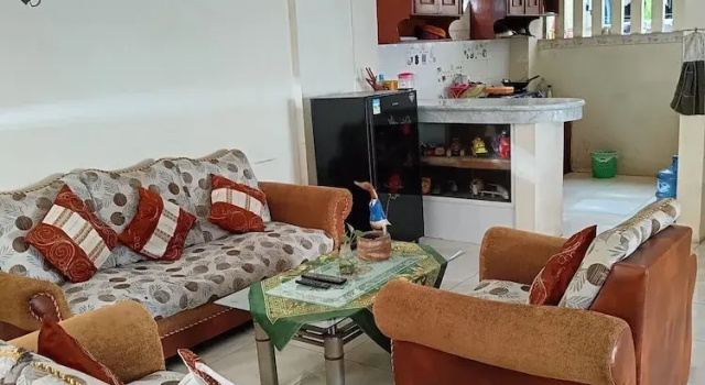 Nadamax Solo Guest House