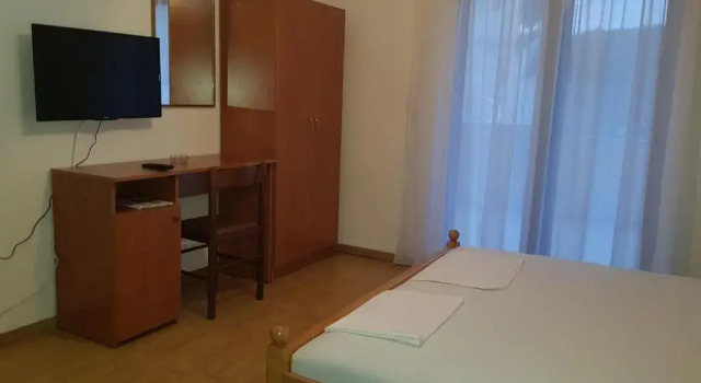 Трёхместный номер Standard с балконом и с красивым видом из окна Adriatic Apartments