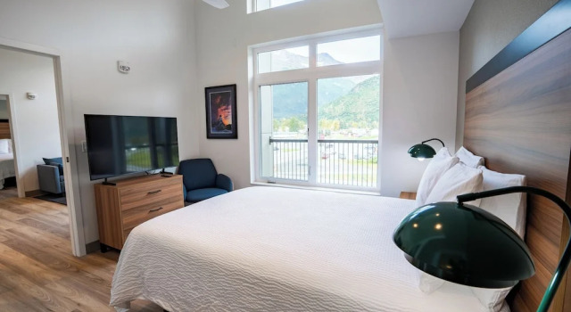 Chugach Naswik Suites, Rezervovat Hotel Chugach National Forest Spojené státy americké