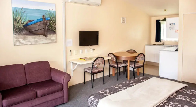 Goldmine Motel, Забронировать Мотель Отели Coromandel Peninsula 3 звезды, 3*