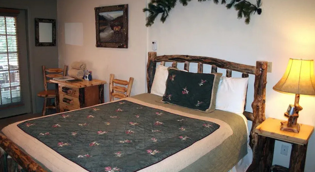 Fawn Valley Inn: 296, Забронировать Отель Эстес-Парк Rocky Mountain National Park