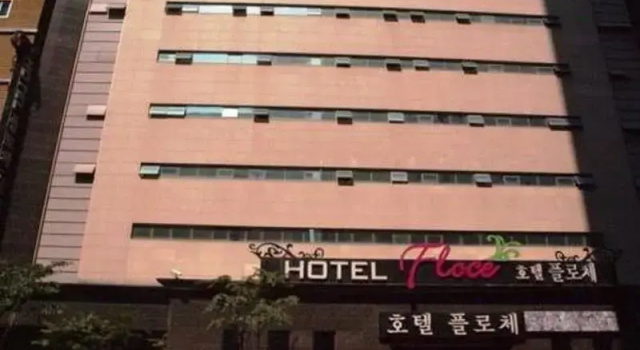 Четырёхместный люкс Hotel Floce