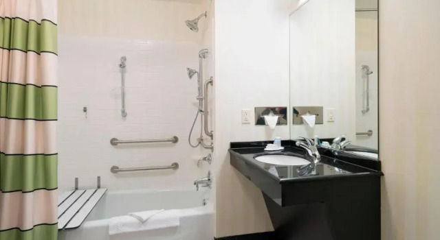 Номер Standard Fairfield Inn & Suites Huntingdon Route 22 Raystown Lake