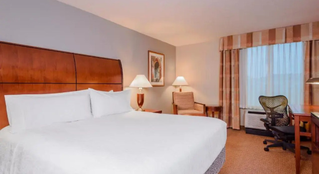 Номер Standard Hilton Garden Inn Independence
