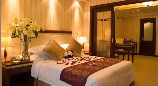 Shanghai Leading Noble Suites & Hotel, Varaa Hotelli Changning 
