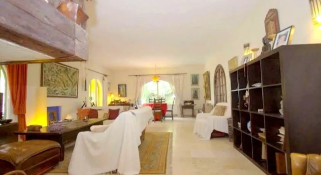 Villa With 3 Bedrooms in El Paraíso Barronal, With Private Pool, Furni, Забронировать Вилла Коттеджи Эстепона, рядом с Теннисный корт Bel Air, Коттедж