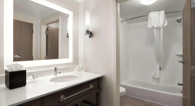 Четырёхместный люкс Homewood Suites By Hilton Florence
