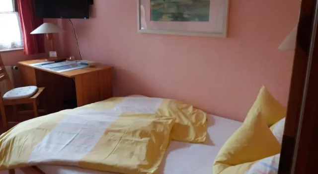 Номер Standard Hotel garni & Omas Heuhotel Pension zur Galerie