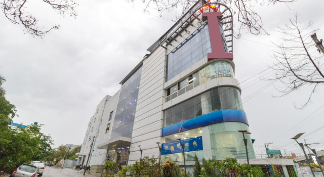 OYO 897 Hotel Surabhi Elite
