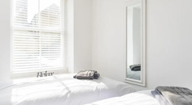 Pebble Bay - beautiful apartment in Deal, close to the beach